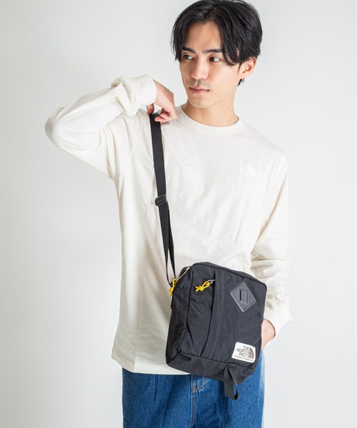 THE NORTH FACE(ザノースフェイス)の「【THE NORTH FACE/ザ・ノースフェイス】ユニセックス 斜め掛けバッグ ショルダーバッグ 4.5L(ショルダーバッグ・メンズ・ブラック・FREE)」の11枚目の写真