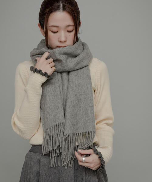 URBAN RESEARCH Sonny Label（アーバンリサーチサニーレーベル）の「大判ウールストール（マフラー・レディース・ボルドー/ライトグレー/チャコールグレー/ベージュ・ONE）」の16枚目の写真