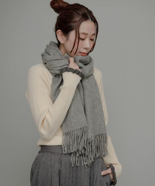 URBAN RESEARCH Sonny Label（アーバンリサーチサニーレーベル）の「大判ウールストール（マフラー・レディース・ボルドー/ライトグレー/チャコールグレー/ベージュ・ONE）」の18枚目の写真