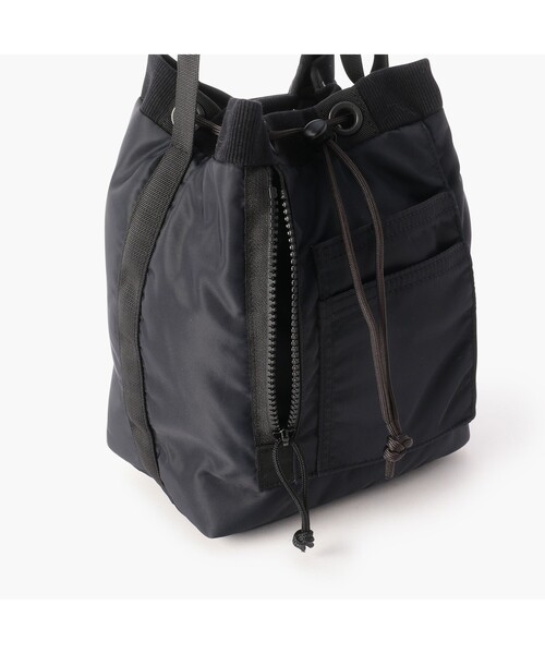 BRIEFING（ブリーフィング）の「DRAWSTRING SHOULDER （Sサイズ）（ショルダーバッグ・メンズ・カーキ/ブラック・FREE）」の8枚目の写真