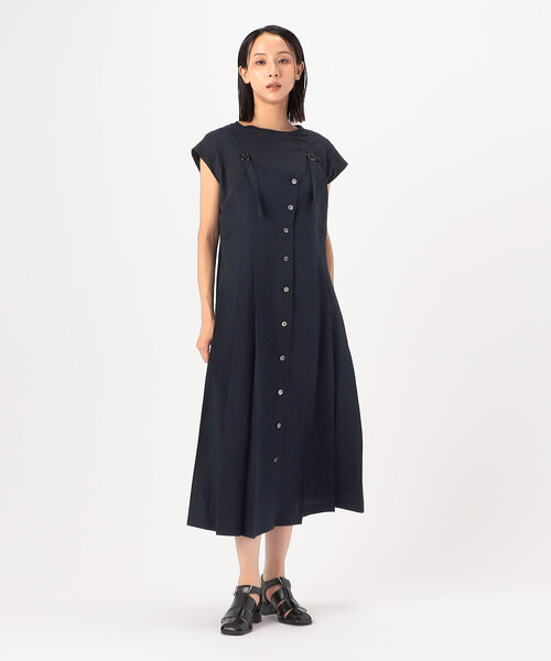 Gabardine K.T(ギャバジンケーティー)の「〔 +サイズ 〕 コットン和紙ギャバ ジャンパースカート(ジャンパースカート・レディース・グレー/カーキ/ネイビー・15号)」の6枚目の写真