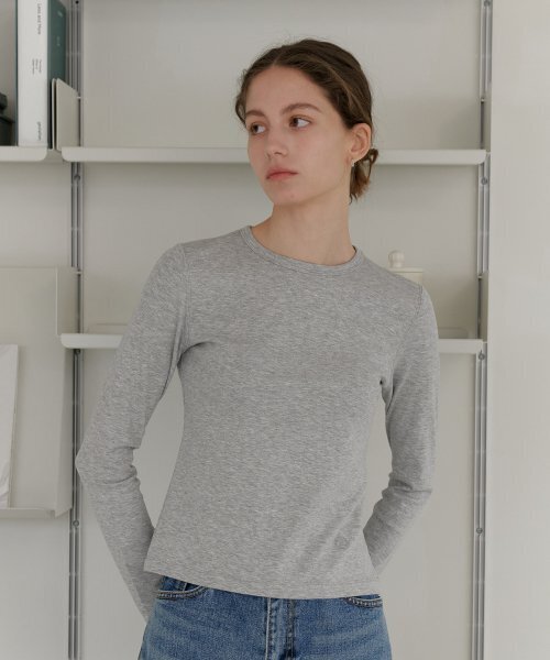 YUPPE(ヨッペ)の「BASIC SLIM T-SHIRT_GRAY(Tシャツ/カットソー・レディース・その他・SMALL)」の3枚目の写真