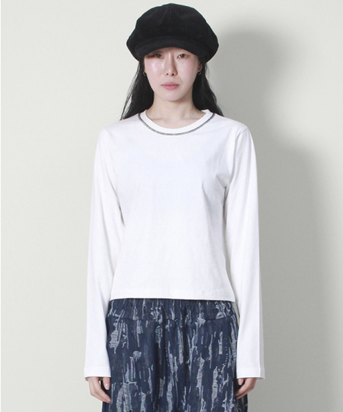 DEMARC(ドゥマーク)の「ネックスティッチポイントセミクロップ長袖Tシャツアイボリー(Tシャツ/カットソー・レディース・その他・MEDIUM/LARGE)」の5枚目の写真