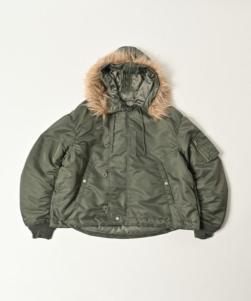 ADAM PATEK（アダムパテック）の「【ADAMPATEK/アダムパテック】N2B&N3B mix design jacket（ミリタリージャケット・メンズ・オリーブ/ブラック・2/1）」の2枚目の写真