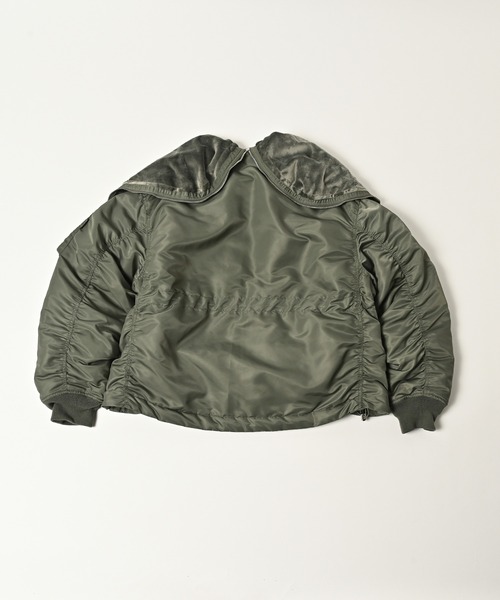 ADAM PATEK（アダムパテック）の「【ADAMPATEK/アダムパテック】N2B&N3B mix design jacket（ミリタリージャケット・メンズ・オリーブ/ブラック・2/1）」の4枚目の写真