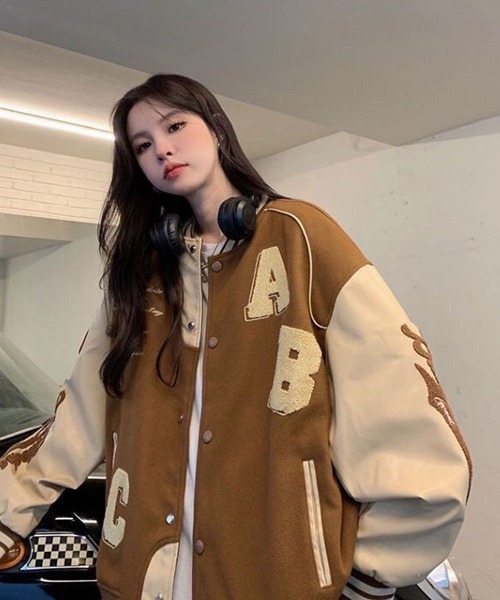 Ressaca（レサーカ）の「オーバーサイズサガラ刺繍スタジャン PUレザー切り替えブルゾン（スタジャン・メンズ・ブラック/ブラウン・L/M）」の15枚目の写真