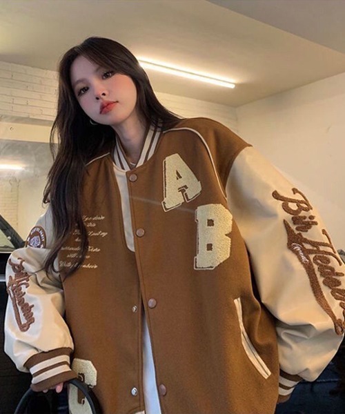 Ressaca（レサーカ）の「オーバーサイズサガラ刺繍スタジャン PUレザー切り替えブルゾン（スタジャン・メンズ・ブラック/ブラウン・L/M）」の14枚目の写真