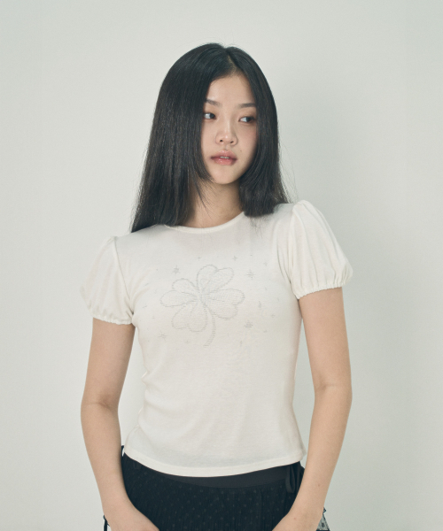 MIHEV（ミヘブ）の「クローバーパフTシャツ（Tシャツ/カットソー・レディース・その他・MEDIUM/LARGE）」の3枚目の写真