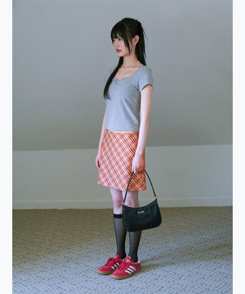 FAD(エフエーディー)の「ミニスカート(レッド)(スカート・レディース・その他・SMALL/MEDIUM)」の4枚目の写真