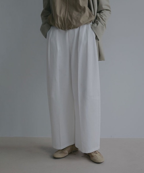 先行予約】ソフトコットンタックカーブパンツ（その他パンツ）｜ETRE