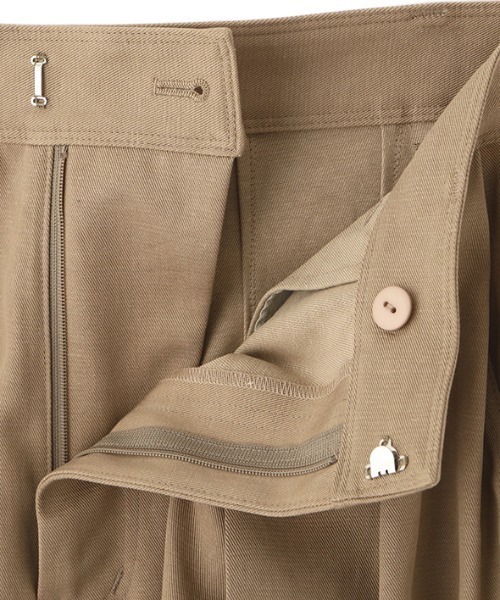 先行予約】ソフトコットンタックカーブパンツ（その他パンツ）｜ETRE