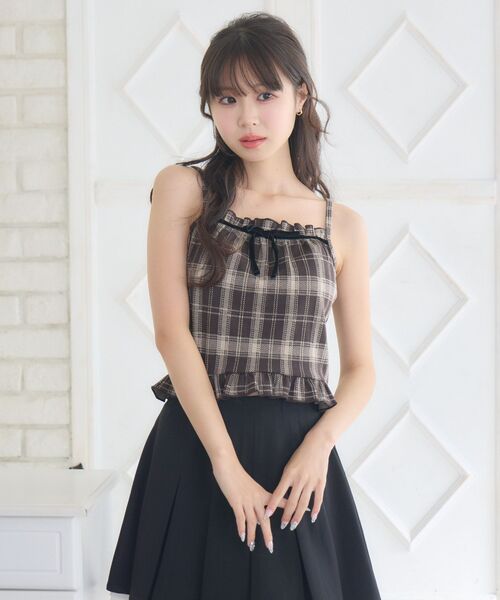 ems excite(エムズエキサイト)の「ショートNT&キャミSET(ニット/セーター・レディース・ブラウン/ナチュラル/ブラック・FREE)」の16枚目の写真