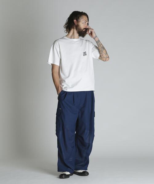 Schott(ショット)の「Schott/ショット/ARABESQU EMB. COMPACT T-SHIRT/アラベスク 刺繍 コンパクト Tシャツ(Tシャツ/カットソー・メンズ・ホワイト/ブラック/レッド・M/2XL/XL/L)」の6枚目の写真