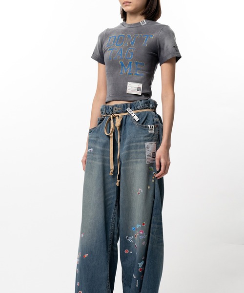 Maison MIHARA YASUHIRO（メゾンミハラヤスヒロ）の「Don't Tag Me Printed Mini T-shirt（Tシャツ/カットソー・レディース・ブラック・36/38）」の4枚目の写真