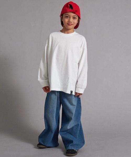 PAIRMANON STREET（ペアマノンストリート）の「【綿100%】シンプル 無地 ロンT【PAIRMANON STREET】（Tシャツ/カットソー・キッズ・レッド/ブラック/オフホワイト/ブラック系その他/ブルー・90/100/140/150/110/130/160/120）」の8枚目の写真