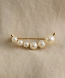 PUAL CE CIN（ピュアルセシン）の「パールカーブブローチ（ブローチ/コサージュ）」