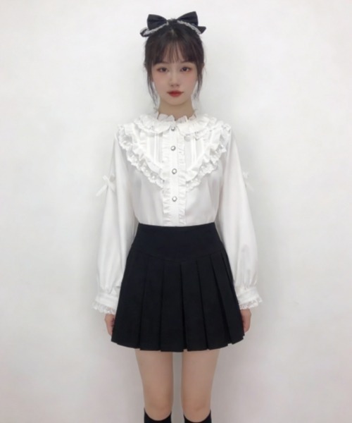 gossip！ロサンゼルス（ゴシップロサンゼルス）の「【Y2Kガーリー】レトロレースフリル長袖インナーシャツ（シャツ/ブラウス・レディース・ホワイト・FREE）」の3枚目の写真