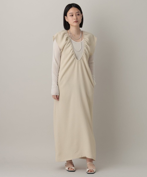 A part by（アパートバイ）の「Ｕネックギャザージャンスカ（ジャンパースカート・レディース・ブラック/ベージュ・FREE）」の8枚目の写真