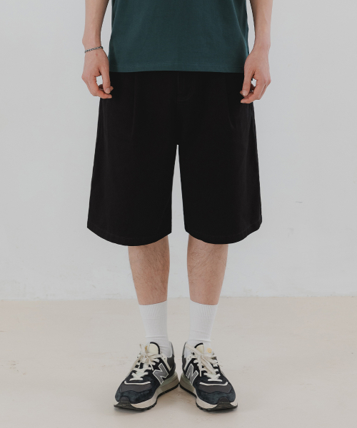 BAKKEN(バッケン)の「コットンワンタックワイドバミューダパンツ BK8912_ブラック(その他パンツ・メンズ・ブラック・FREE)」の1枚目の写真