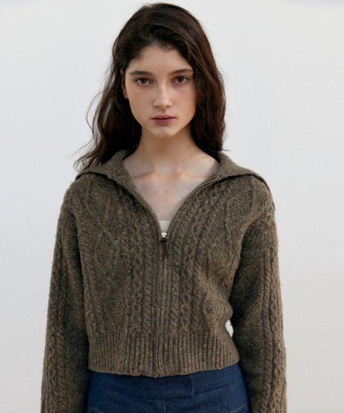 UNNOUT(アナウト)の「CABLE ZIP UP WOOL KNIT CARDIGAN - COCOA(カーディガン/ボレロ・レディース・その他・ONE SIZE)」の3枚目の写真