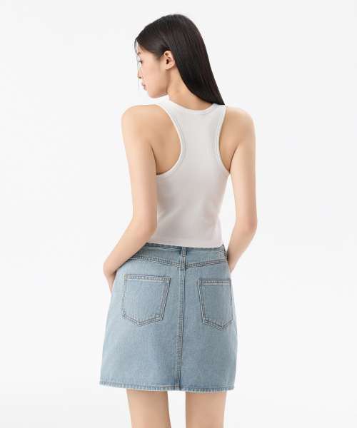 MUSINSA STANDARD WOMAN（ムシンサスタンダードウーマン）の「ウィメンズレーサーバッククロップブラタンクトップ[ホワイト]（Tシャツ/カットソー・レディース・その他・SMALL/MEDIUM/LARGE/X-SMALL）」の3枚目の写真