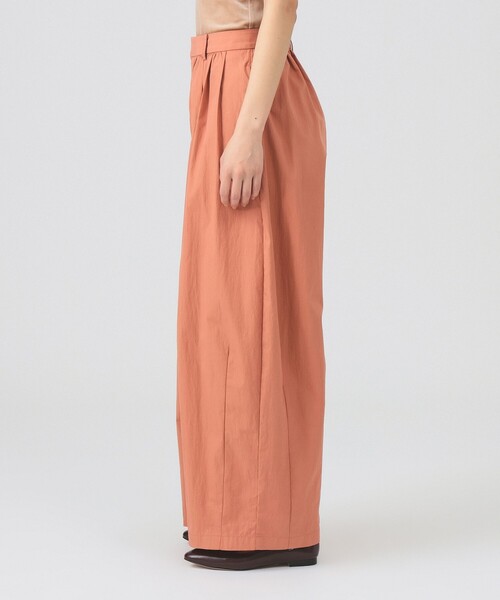 Ray BEAMS（レイビームス）の「ギャザー ボリューム パンツ（スラックス・レディース・ブラック/ピンク・0/1）」の12枚目の写真