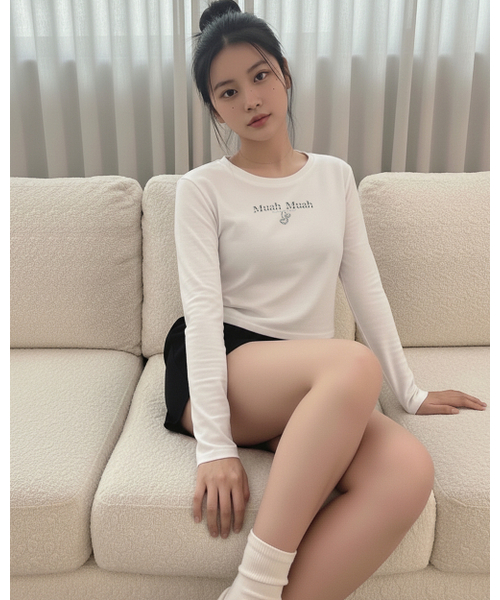 muahmuah（ムーアムーア）の「ハートストリングリボンクロップTシャツ[2色]（Tシャツ/カットソー・レディース・ブラック/アイボリー・FREE）」の17枚目の写真