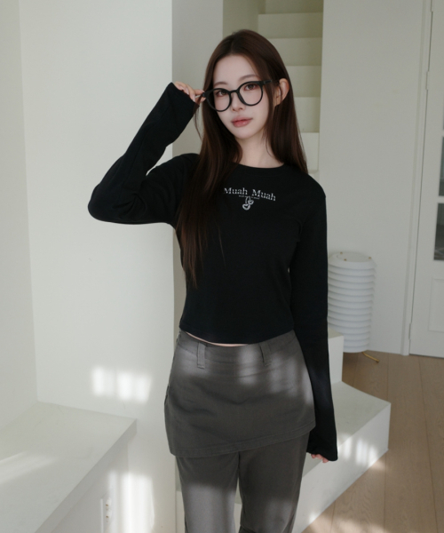 muahmuah（ムーアムーア）の「ハートストリングリボンクロップTシャツ[2色]（Tシャツ/カットソー・レディース・ブラック/アイボリー・FREE）」の6枚目の写真