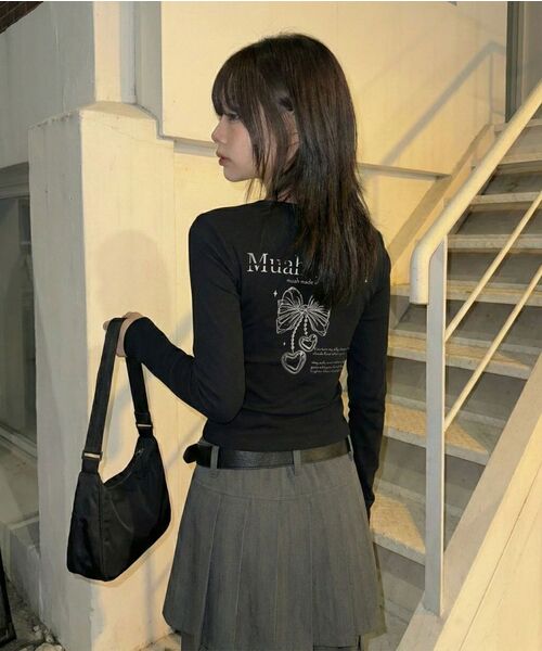 muahmuah（ムーアムーア）の「ハートストリングリボンクロップTシャツ[2色]（Tシャツ/カットソー・レディース・ブラック/アイボリー・FREE）」の14枚目の写真