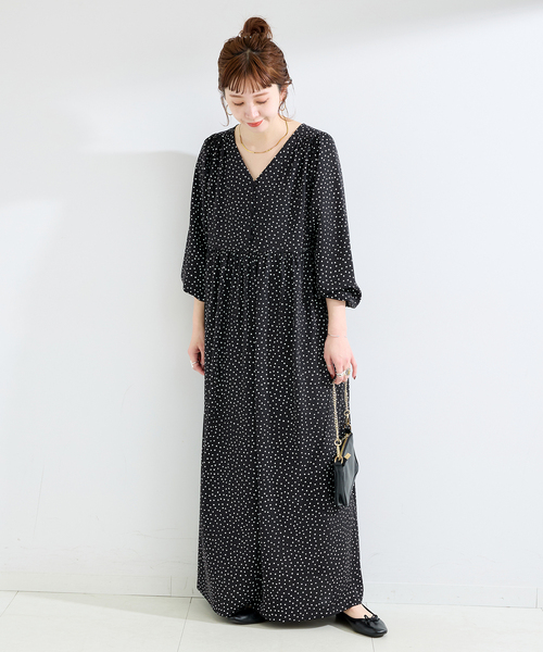 B.C STOCK（ベーセーストック）の「《追加3》【WEB限定】ウォッシャブル / ドット無地Vネックワンピース（ワンピース・レディース・ブラック系その他/ブラック・FREE）」の9枚目の写真