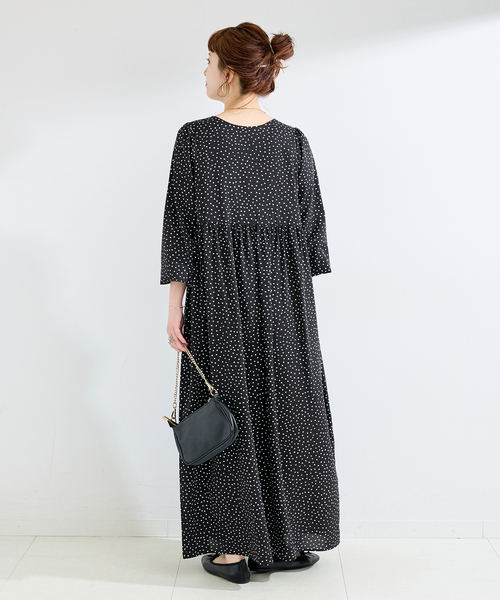 B.C STOCK（ベーセーストック）の「《追加3》【WEB限定】ウォッシャブル / ドット無地Vネックワンピース（ワンピース・レディース・ブラック系その他/ブラック・FREE）」の11枚目の写真