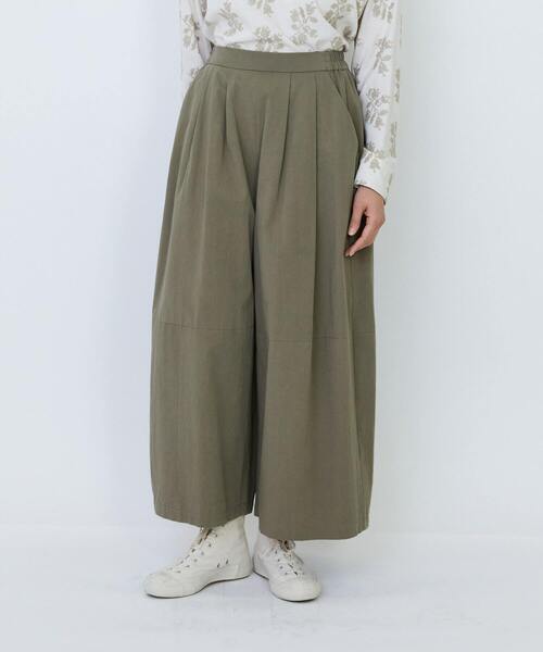 LOISIR（ロワズィール）の「コットンツイルボトルシルエットパンツ（その他パンツ・レディース・キナリ/カーキ・FREE）」の2枚目の写真