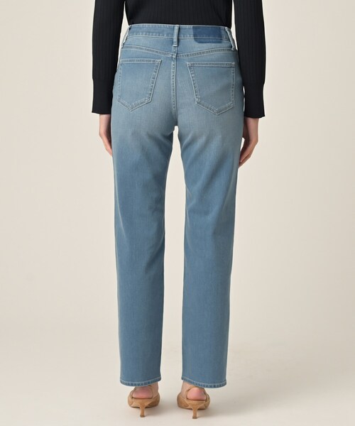 UNTITLED（アンタイトル）の「【新作デニム/快適に美シルエット見せ】MAKE×DENIMスリムストレート（デニムパンツ・レディース・ブルー/ブルー系その他・00/01/02/03/04/42/44/46/48/50）」の21枚目の写真
