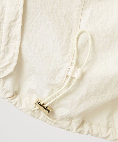 green label relaxing(グリーンレーベルリラクシング)の「【WEB限定】<at ease>フード ブルゾン マシンウォッシャブル 撥水 UVカット(ナイロンジャケット・レディース・ブラック/ナチュラル・FREE)」の16枚目の写真