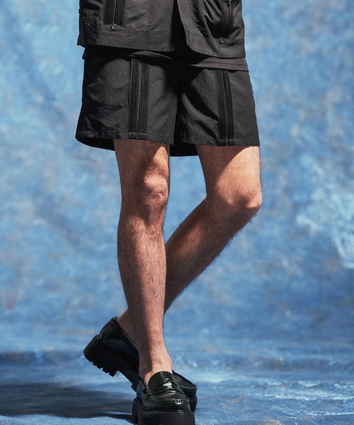 Jih Nunc(ジーヌンク)の「mp14619-プリーツデザインショートパンツ(JIH-R1175)(その他パンツ・メンズ・ホワイト/ブラック/カーキ・S/M/L)」の10枚目の写真