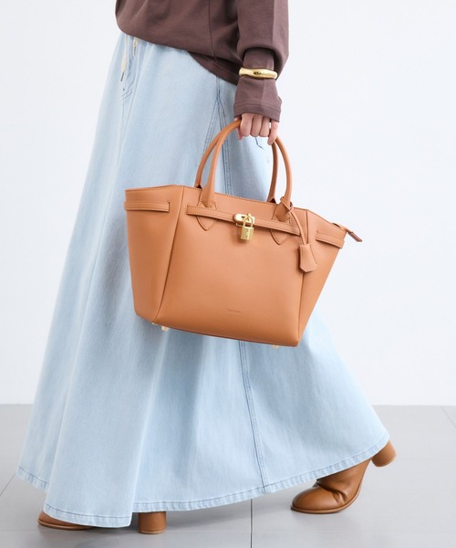 BARNYARDSTORM(バンヤードストーム)の「BARNYARDSTORM / SINBONO(シンボノ)別注 / ベルト付きバッグ(ハンドバッグ・レディース・ブラック/キャメル/ライトベージュ・FREE)」の13枚目の写真