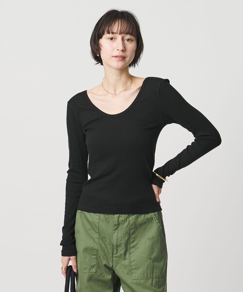 UNITED ARROWS(ユナイテッドアローズ)の「Uネック ロングスリーブ Tシャツ(Tシャツ/カットソー・レディース・ブラック/オフホワイト・FREE)」の2枚目の写真