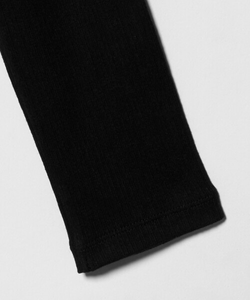 UNITED ARROWS(ユナイテッドアローズ)の「Uネック ロングスリーブ Tシャツ(Tシャツ/カットソー・レディース・ブラック/オフホワイト・FREE)」の20枚目の写真