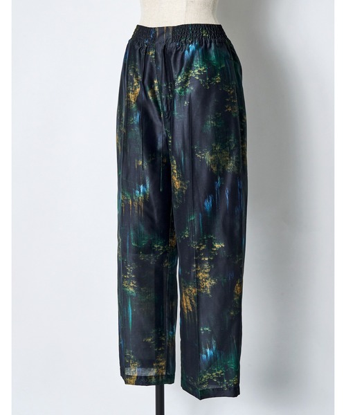 RUMCHE(ラムシェ)の「Corn Graphic Trousers / コーングラフィックパンツ(スラックス・レディース・ネイビー・SMALL/MEDIUM)」の5枚目の写真