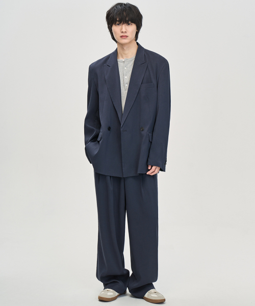 PRAIRIE GINZA(プレリーギンザ)の「ルーズフィットツーピンタックワイドスラックス (ネイビー)(スラックス・メンズ・ネイビー・SMALL/MEDIUM/LARGE)」の4枚目の写真
