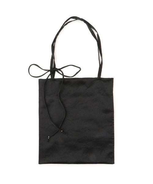 SALON adam et rope'（サロン アダム エ ロペ）の「【WEB限定】コードチャーム付サテントート / A4　新色追加（トートバッグ・レディース・ブラック/グレー系その他/ベージュ・FREE）」の8枚目の写真