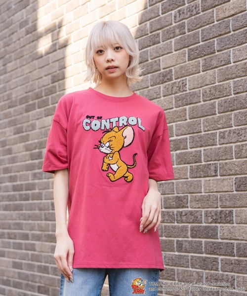 Tom&Jerry(トムアンドジェリー)の「【TOM&JERRY/トムとジェリー】【ふんわりルーズシルエット 体形カバー】フロントサガラ刺繍 半袖Tシャツ レトロ アメカジ キャラクター トムジェリ(Tシャツ/カットソー・レディース・レッド/スミクロ/ブルー/オフホワイト・LARGE/MEDIUM)」の9枚目の写真