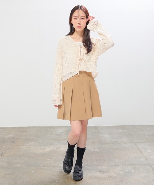 Honeys（ハニーズ）の「透かし編リボンカーデ（カーディガン/ボレロ・レディース・モカ/レッド/アイボリー/サックスブルー・L/M/S）」の6枚目の写真