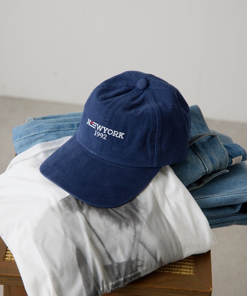 PAPILLONNER（パピヨネ）の「PAPILLONNER/NYキャップ（キャップ・レディース・オフホワイト/ネイビー・FREE）」の2枚目の写真