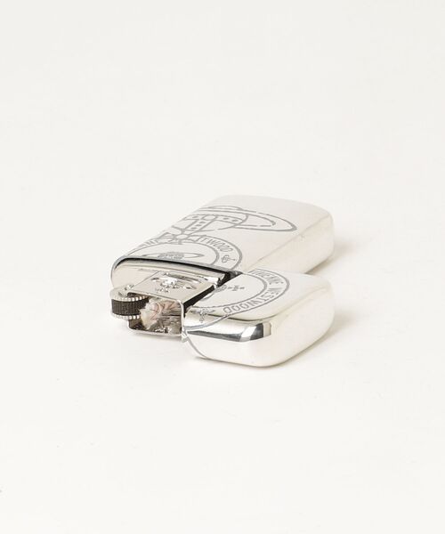 Vivienne Westwood MAN（ヴィヴィアンウエストウッドマン）の「ZIPPO EMBOSSED（その他小物・メンズ・シルバー・FREE）」の4枚目の写真