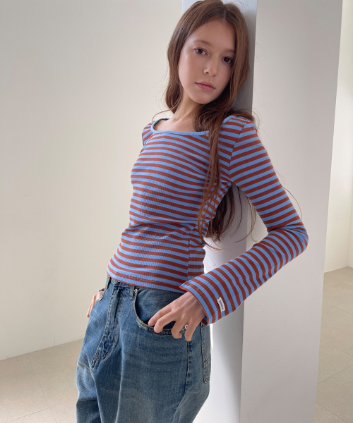 RAVEROUS(レイバーロス)の「ストライプスcoopネックTシャツ_ブルー(Tシャツ/カットソー・レディース・その他・FREE)」の6枚目の写真