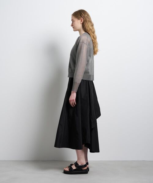 LANVIN en Bleu(ランバンオンブルー)の「Vネックシアーカーディガン(ニット/セーター・レディース・グレー/ピンク/オフホワイト・38)」の5枚目の写真