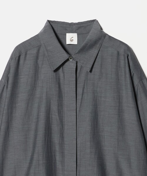 6(ロク)の「<6(ROKU)>チドリステッチ シャツ(シャツ/ブラウス・レディース・ナチュラル/ダークグレー・FREE)」の8枚目の写真