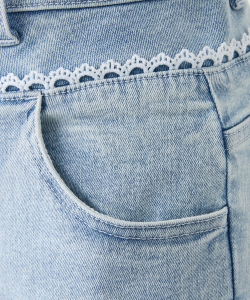 one after another NICE CLAUP(ワンアフターアナザーナイスクラップ)の「【サイズ展開あり】ウエストレース美脚フレアデニム(デニムパンツ・レディース・ブルー/サックスブルー/グレー・MEDIUM/SMALL)」の11枚目の写真