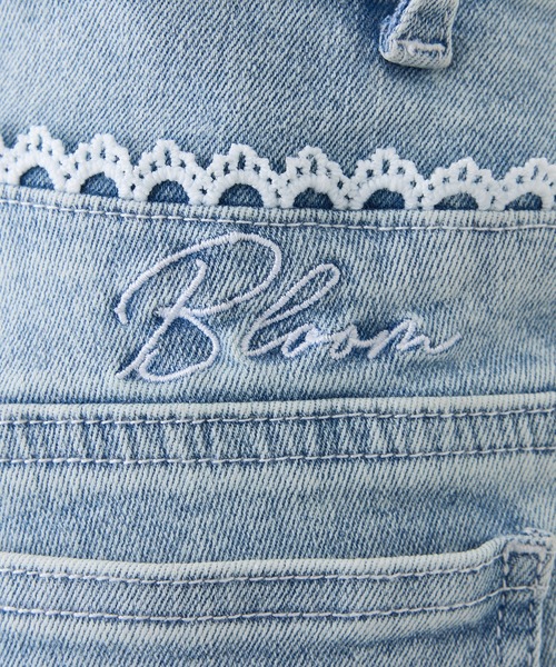 one after another NICE CLAUP(ワンアフターアナザーナイスクラップ)の「【サイズ展開あり】ウエストレース美脚フレアデニム(デニムパンツ・レディース・ブルー/サックスブルー/グレー・MEDIUM/SMALL)」の6枚目の写真